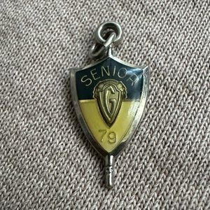 Vintage 1979 Josten’s Senior G pendant